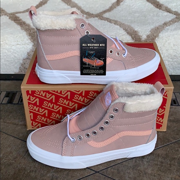 soft pink vans